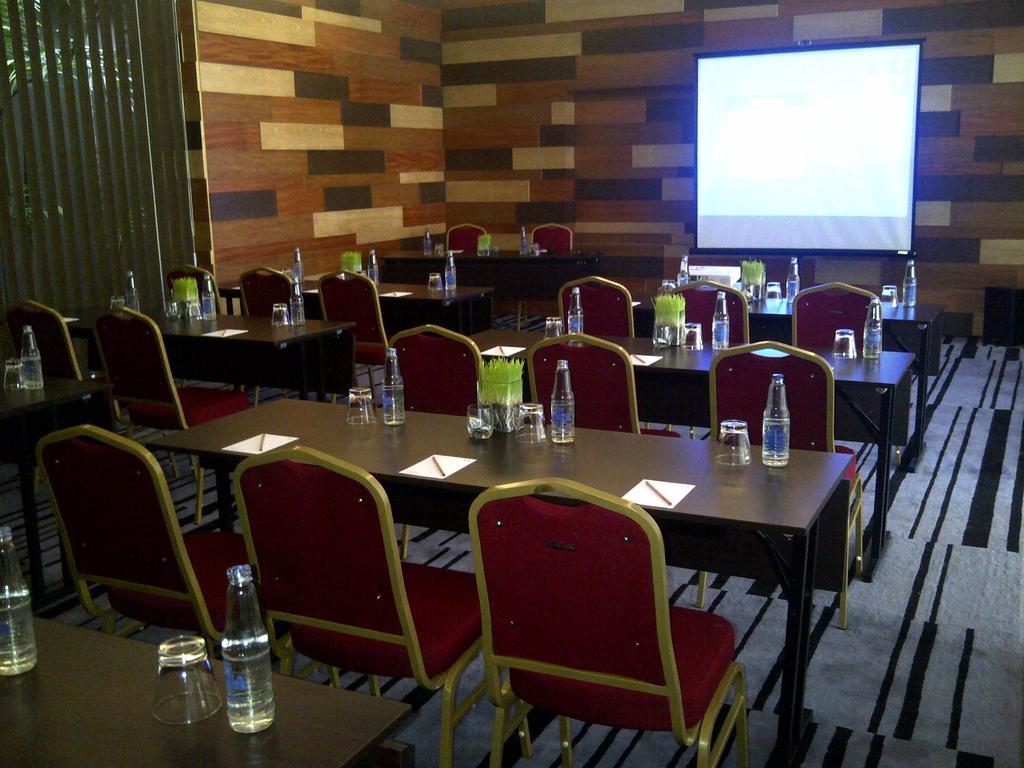Harvestland Hotel Bali Kuta  Exterior photo